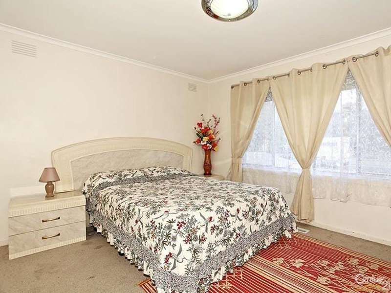 141 Osborne Ave, Clayton South VIC 3169