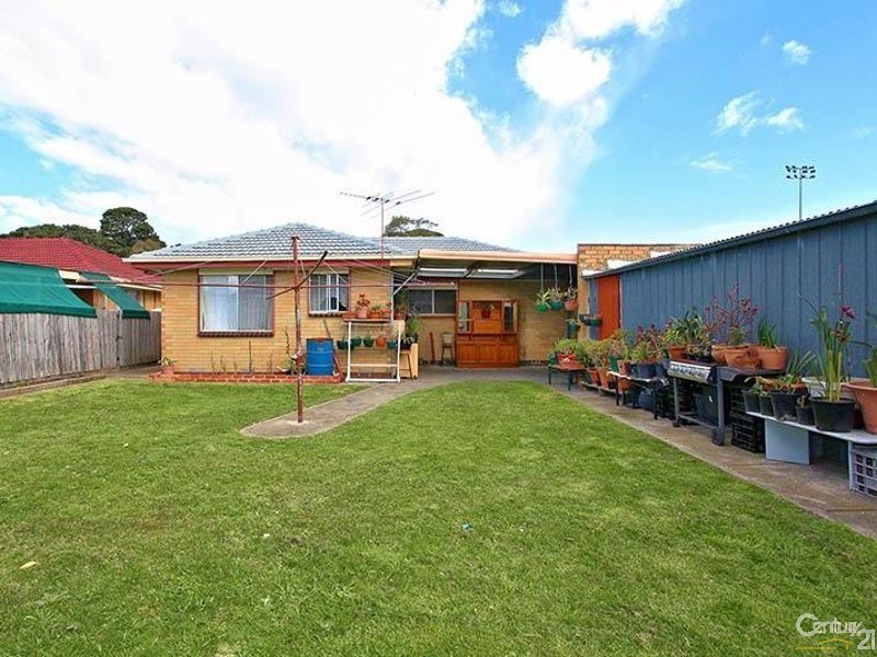 141 Osborne Ave, Clayton South VIC 3169
