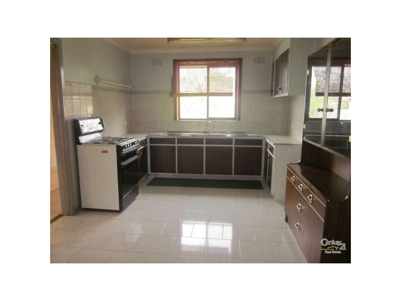 24 Glendale Road, Springvale VIC 3171