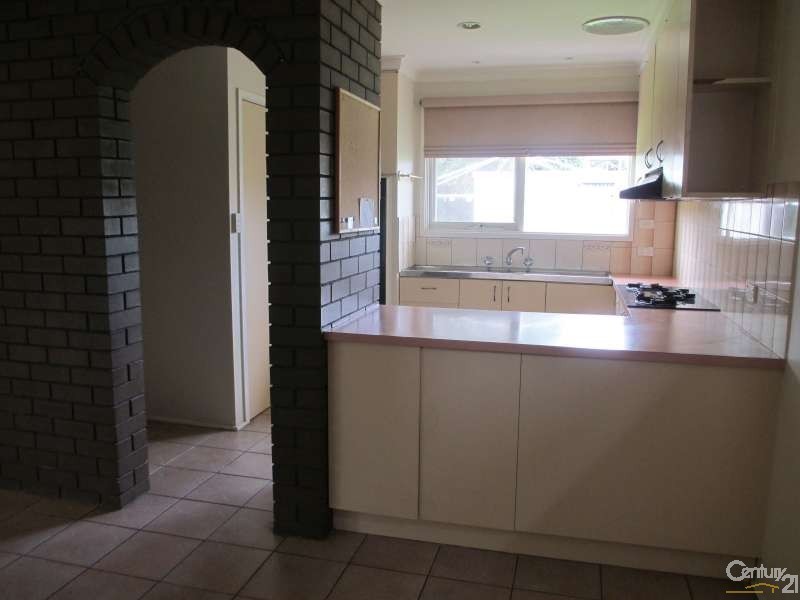 13 Allawah Close, Keysborough VIC 3173