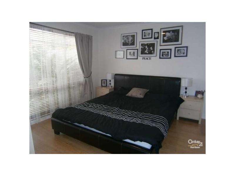 18 Frederick Rise, Narre Warren South VIC 3805