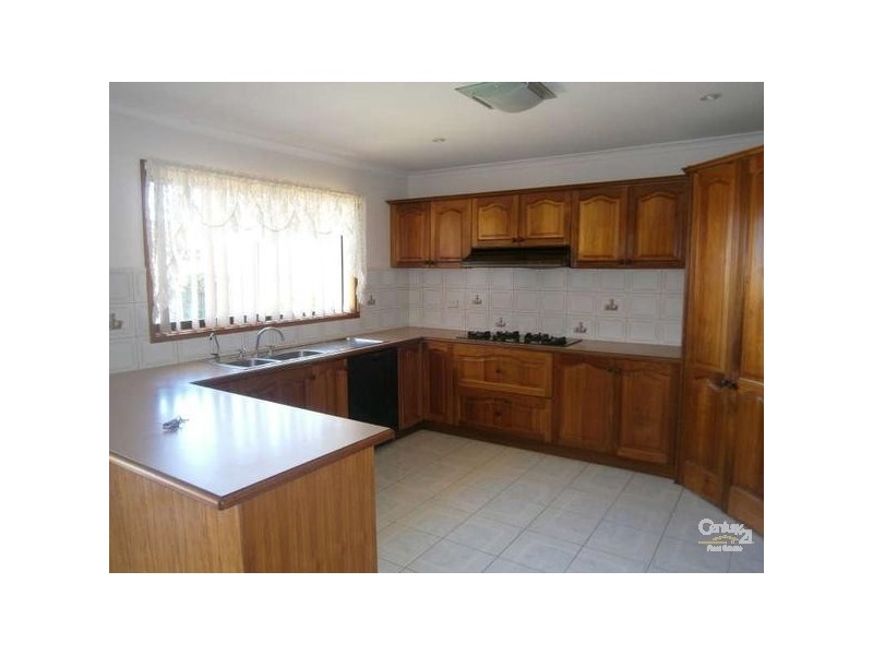 10 Central Avenue, Dandenong North VIC 3175