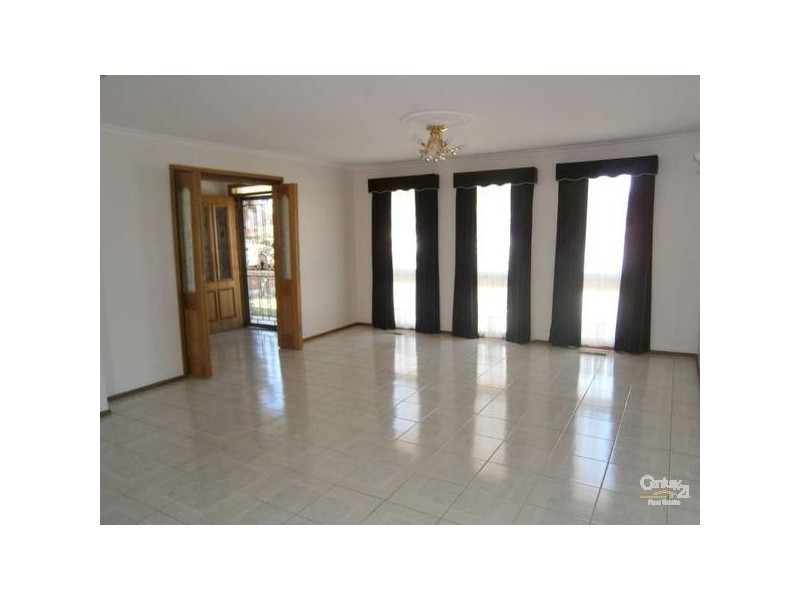 10 Central Avenue, Dandenong North VIC 3175