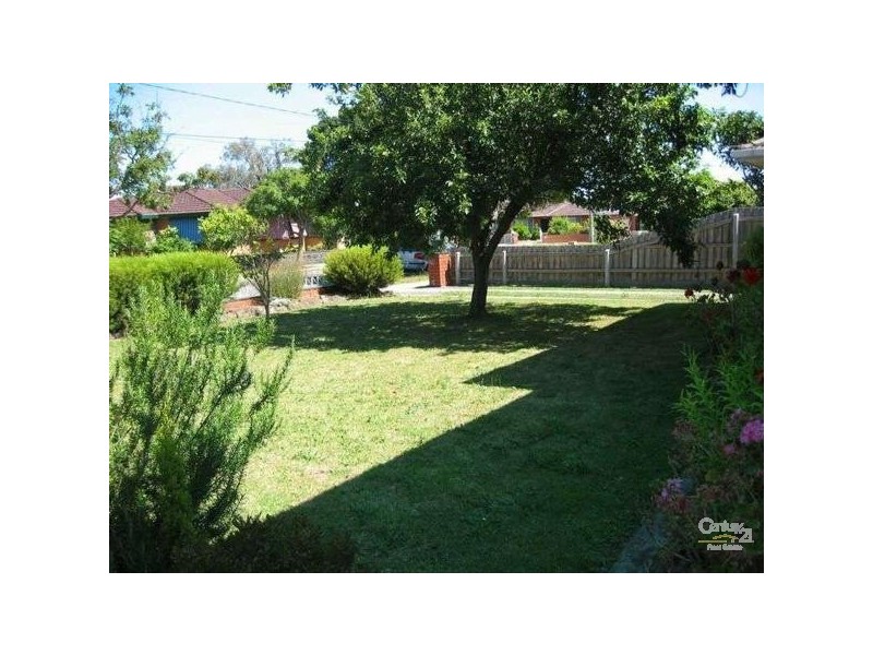 64 Victoria Court, Springvale VIC 3171