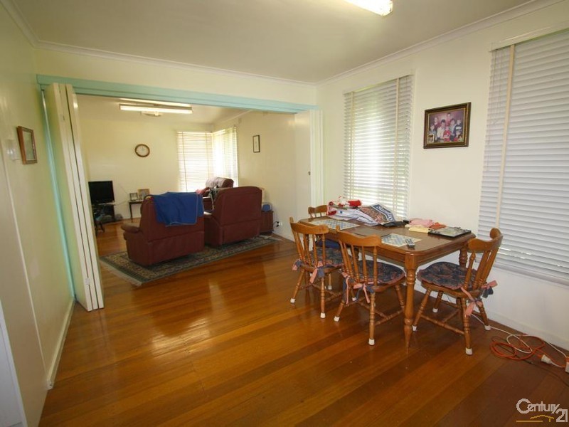 4 Alderney Road, Springvale South VIC 3172