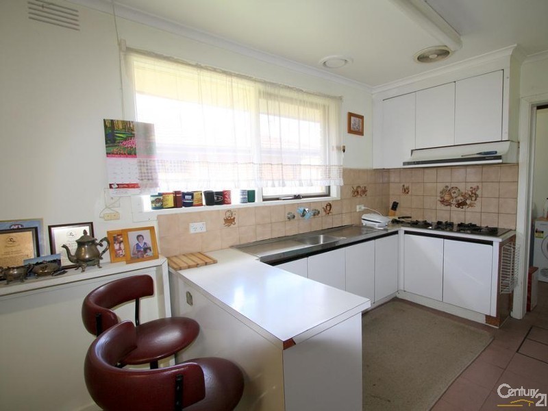 4 Alderney Road, Springvale South VIC 3172