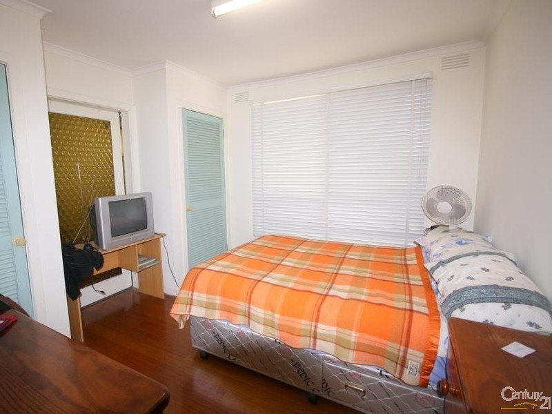 4 Alderney Road, Springvale South VIC 3172