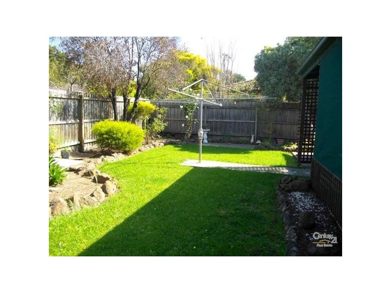 30 Putt Grove, Keysborough VIC 3173