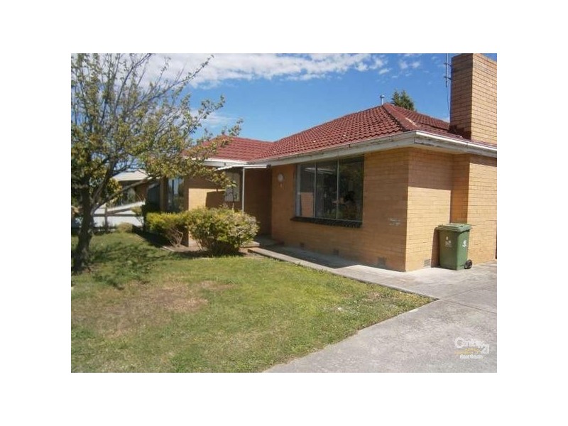 8 Onslow Court, Noble Park VIC 3174