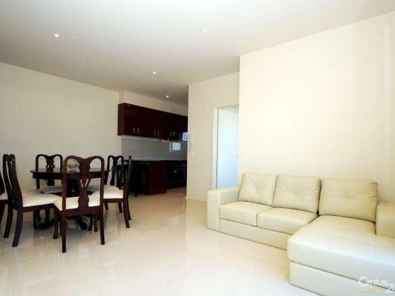 28/2-4 Hutton Street, Dandenong VIC 3175