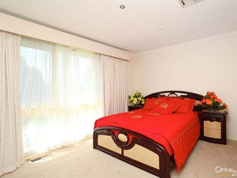 8 Meribah Court, Noble Park VIC 3174