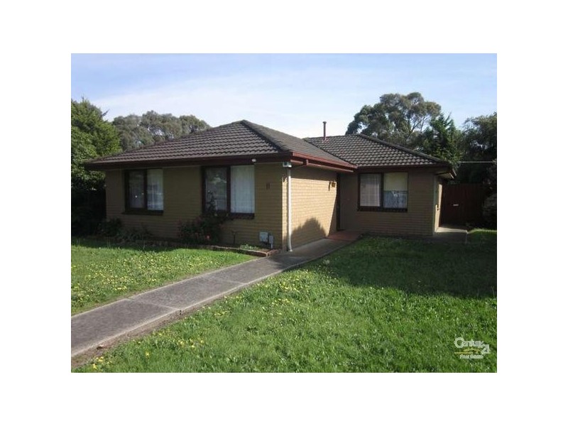 11 Bakewell Street, Cranbourne VIC 3977