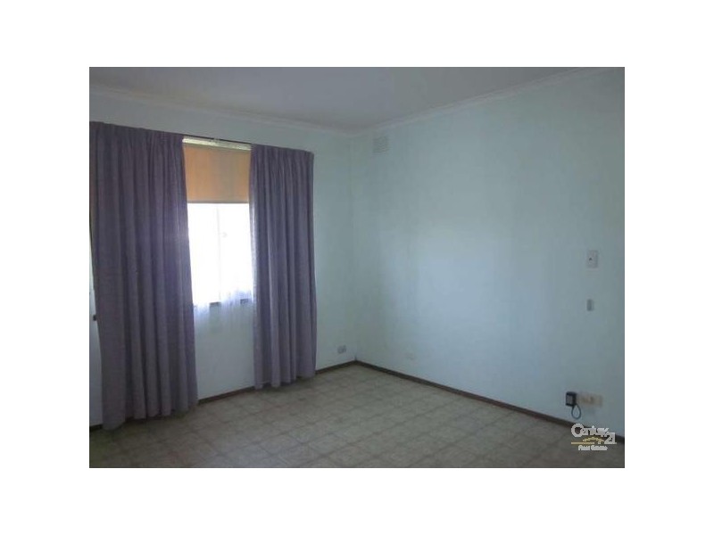 11 Bakewell Street, Cranbourne VIC 3977