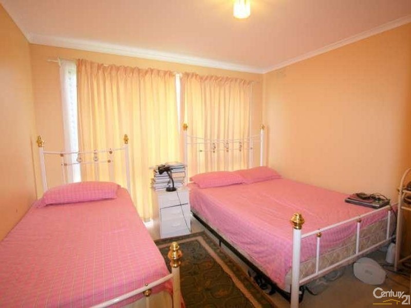 24 Glenmorgan Close, Clayton South VIC 3169