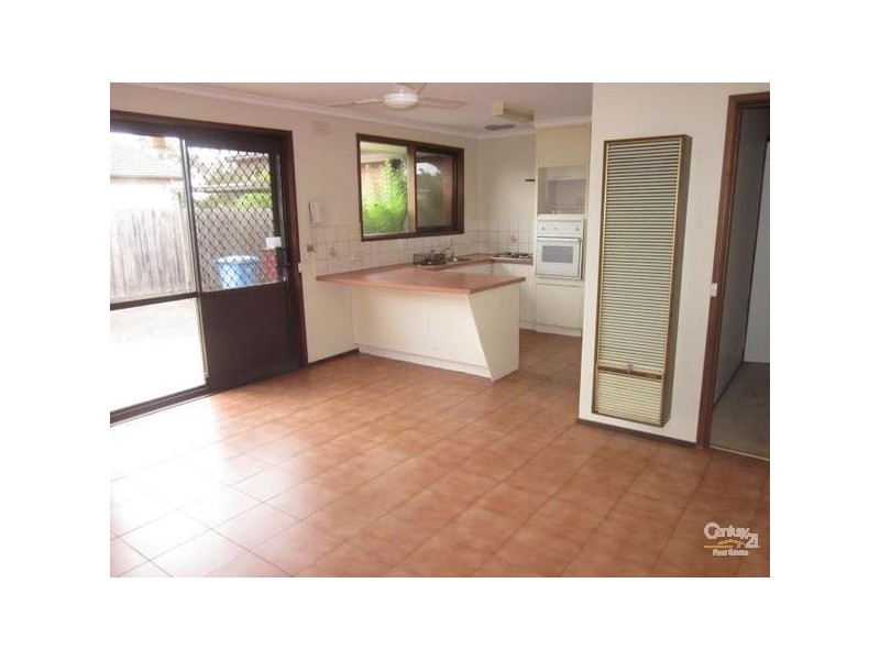 13 Greenglades Court, Noble Park VIC 3174