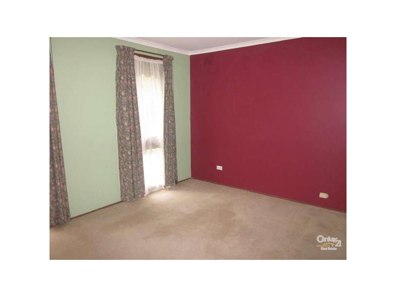 13 Greenglades Court, Noble Park VIC 3174