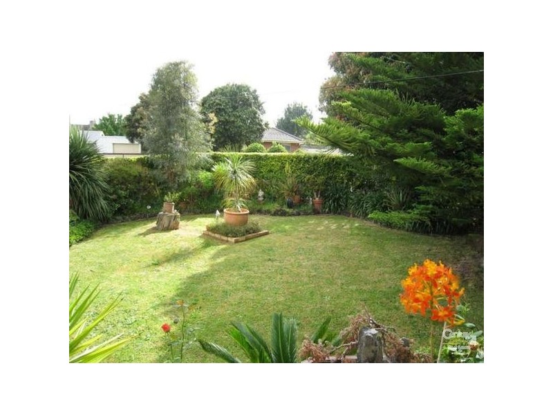 7 Lacebark Street, Doveton VIC 3177