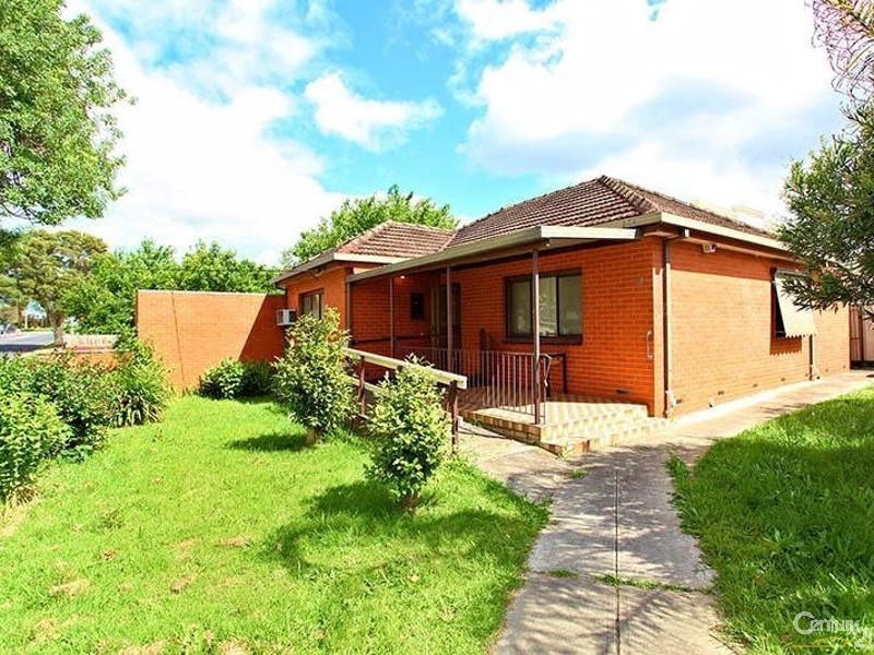 27 St James Ave, Springvale VIC 3171