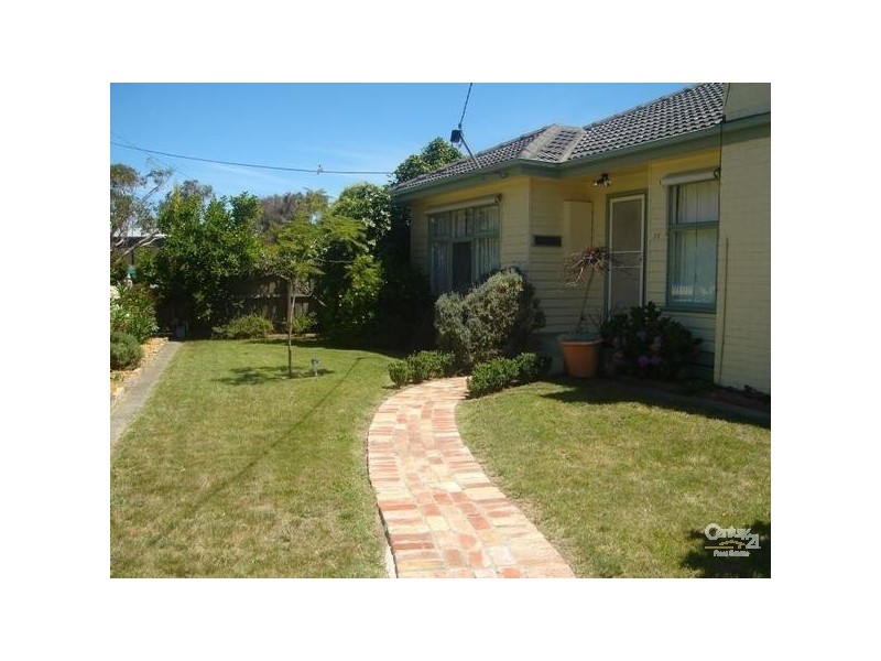 28 Nullawil Street, Springvale VIC 3171