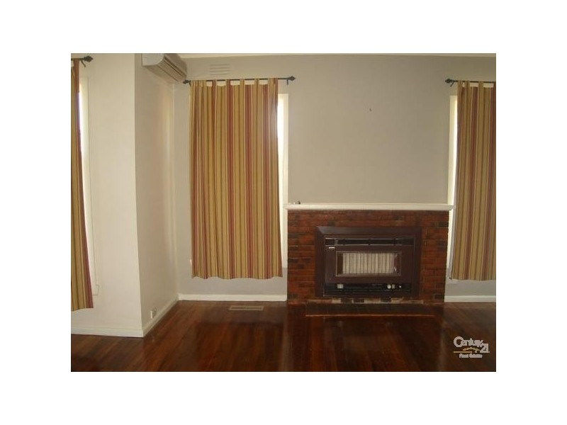 28 Nullawil Street, Springvale VIC 3171