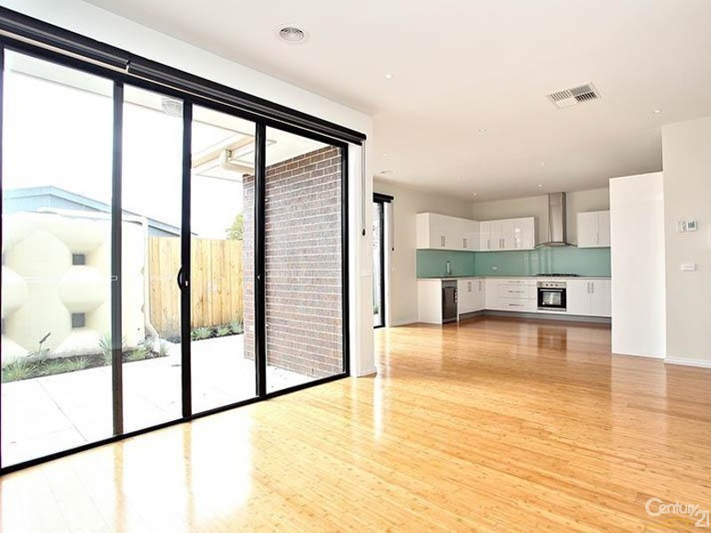 2-3/31 Osborne Ave, Springvale VIC 3171