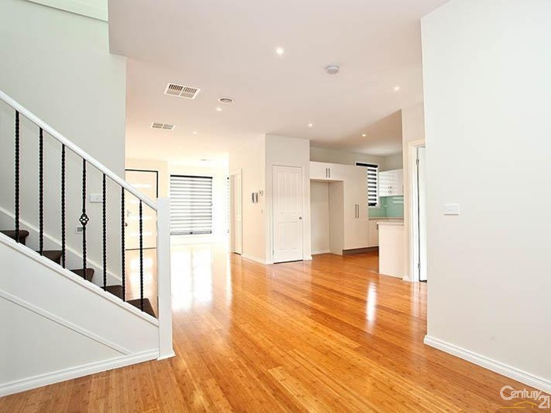 2-3/31 Osborne Ave, Springvale VIC 3171