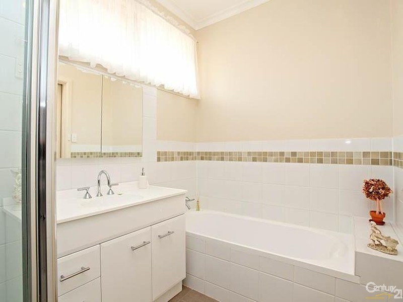 2 Smale Court, Noble Park North VIC 3174