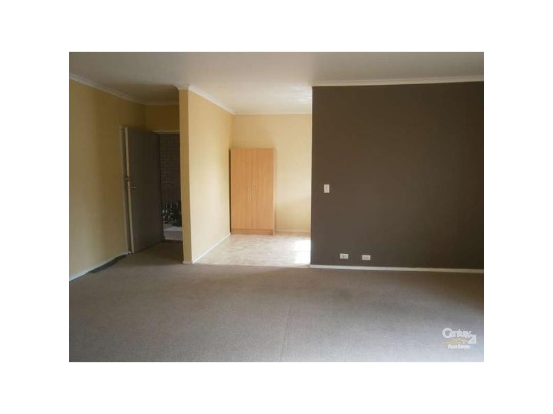 15/16 Close Avenue, Dandenong VIC 3175