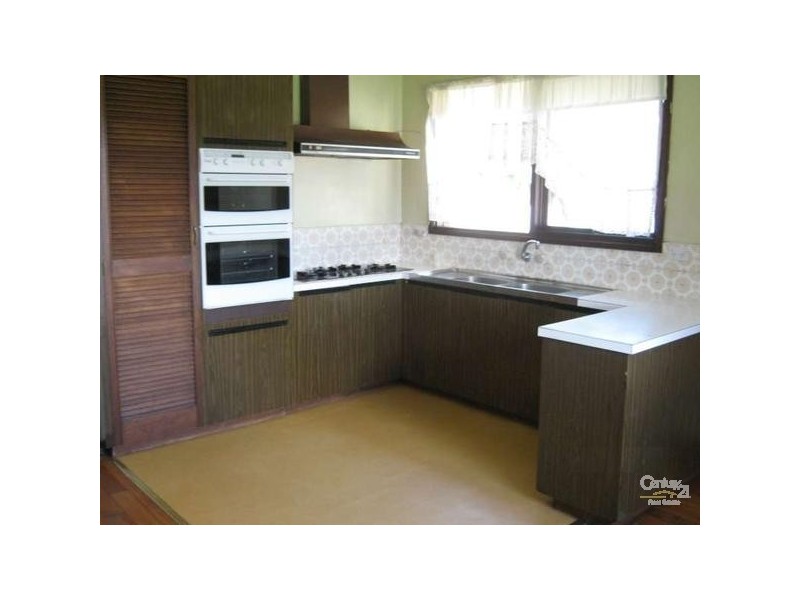 4 Sarah Close, Clayton South VIC 3169