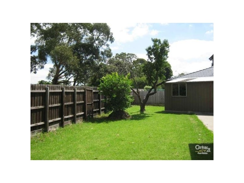 4 Sarah Close, Clayton South VIC 3169