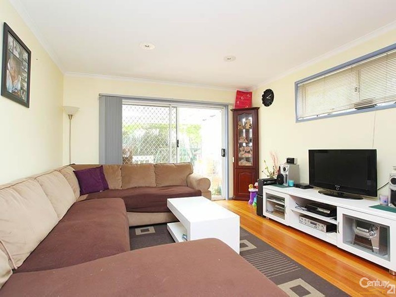 28 Edinborough Street, Hallam VIC 3803