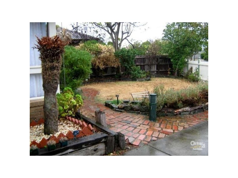 4 Altair Street, Springvale South VIC 3172