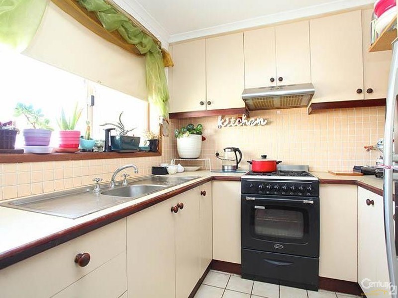 2/7 Flinders Street, Noble Park VIC 3174