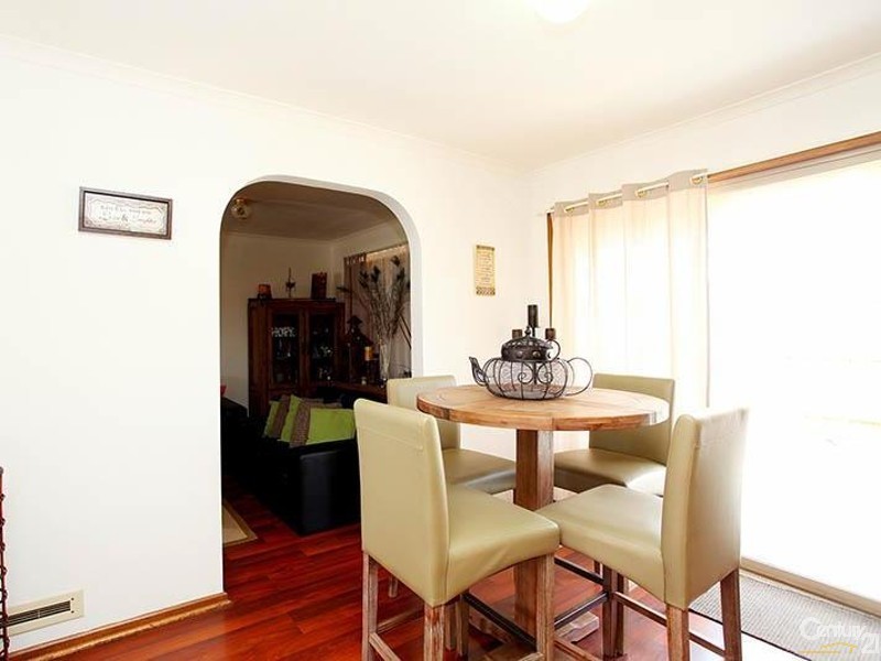 2/7 Flinders Street, Noble Park VIC 3174