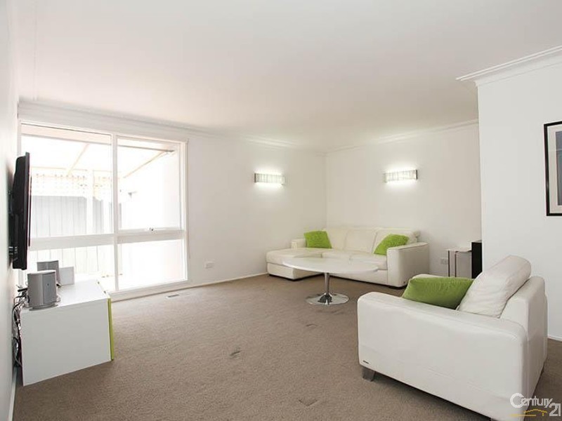 19 Triton Drive, Keysborough VIC 3173