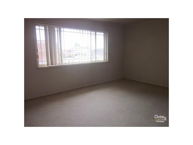 1/36 Hennessy Way, Dandenong North VIC 3175