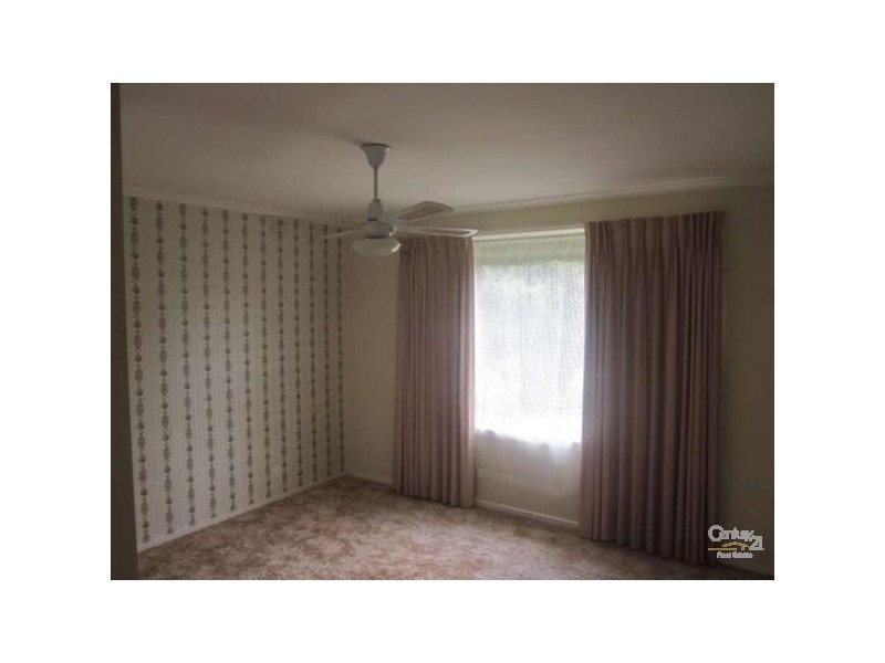 15 Bristol Court, Noble Park VIC 3174