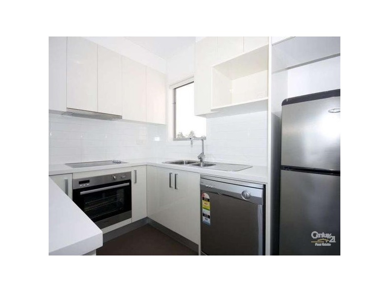 2/43 Morton Street, Clayton VIC 3168