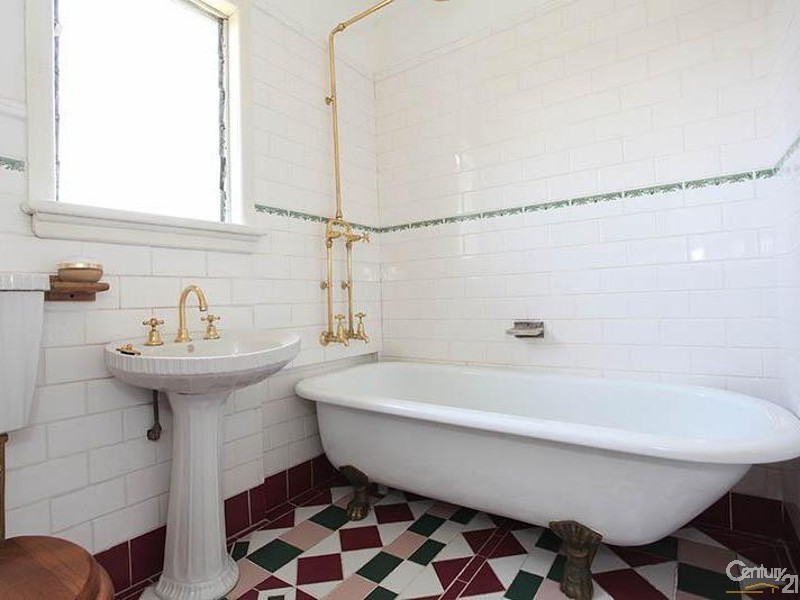 4 Callaghan Street, Noble Park VIC 3174