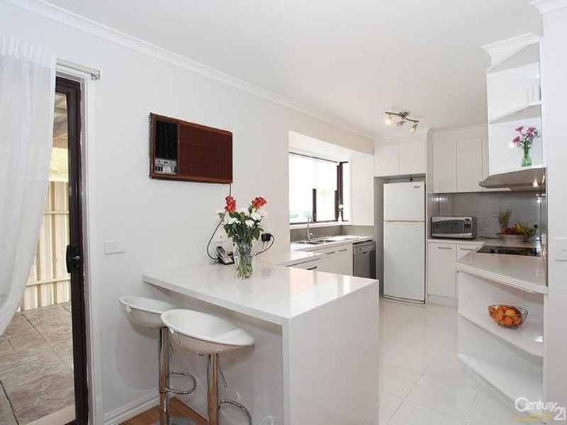 4/51 Fintonia Road, Noble Park VIC 3174