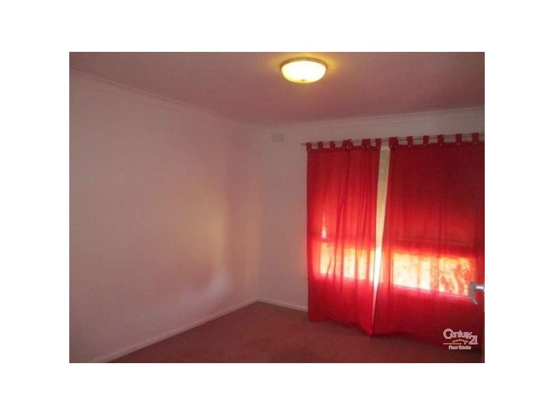 15 Crescent Street, Noble Park VIC 3174