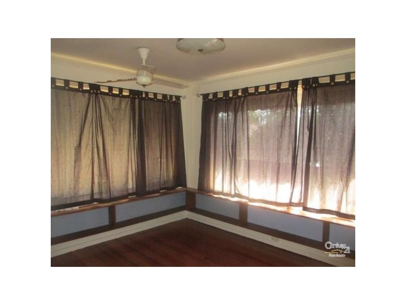 15 Crescent Street, Noble Park VIC 3174