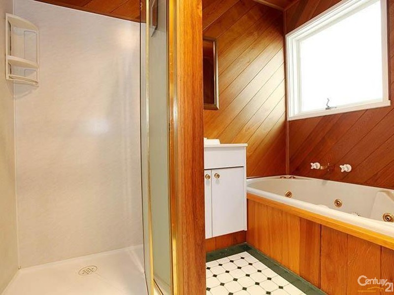 6 Black Court, Noble Park VIC 3174