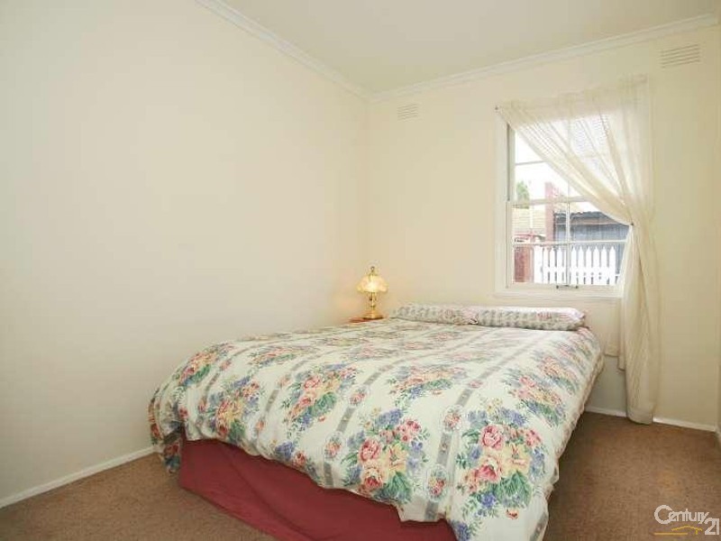 6 Black Court, Noble Park VIC 3174