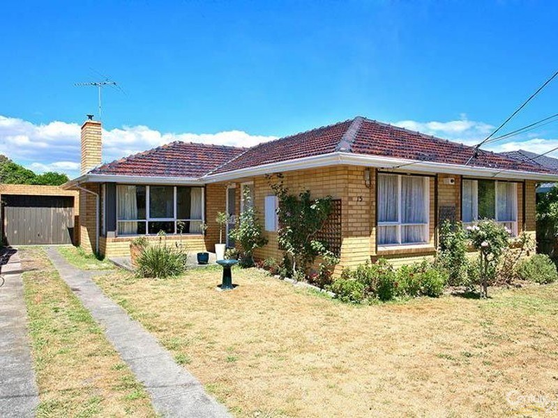 15 Woomera Ave, Keysborough VIC 3173