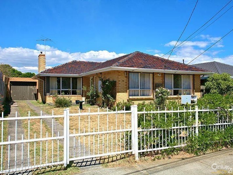 15 Woomera Ave, Keysborough VIC 3173