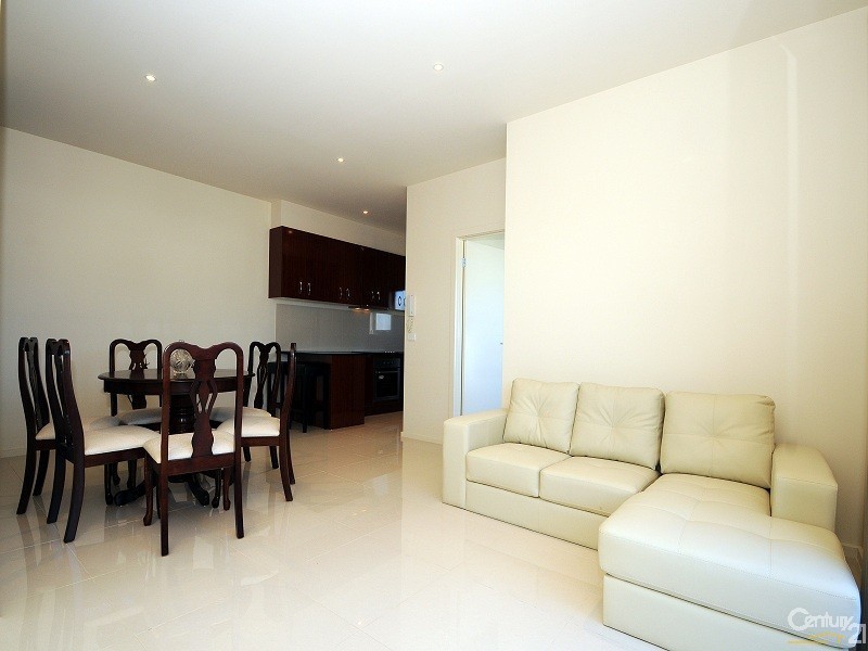 28/2-4 Hutton Street, Dandenong VIC 3175