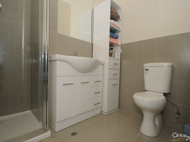 28/2-4 Hutton Street, Dandenong VIC 3175