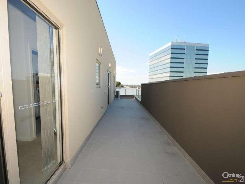 28/2-4 Hutton Street, Dandenong VIC 3175