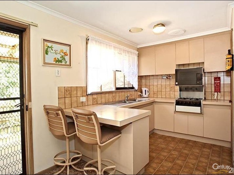 3/2 Janelaine Court, Springvale South VIC 3172